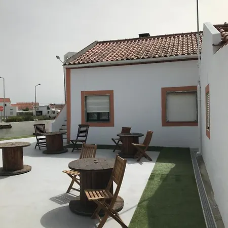 Royal West Coast - Hiking And Beach ゲストハウス *